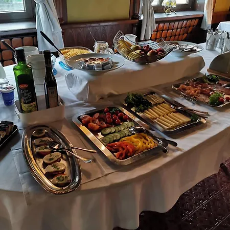 Garni Cirman 3* Lubiana