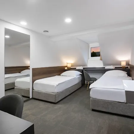 Garni Cirman 3* Ljubljana