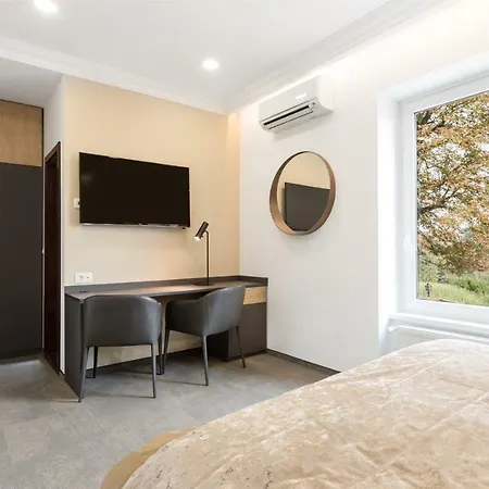 Garni Cirman Hotel 3*